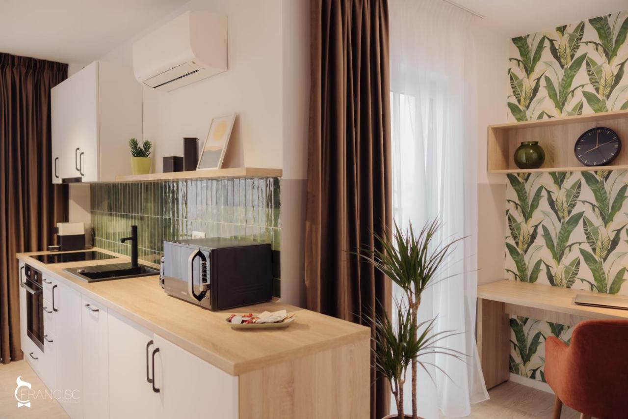 Zen Garden Apartment *